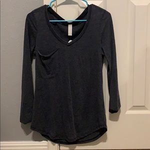 v-neck long sleeve